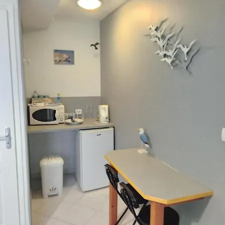 Couette-café La Salicorne Pendé