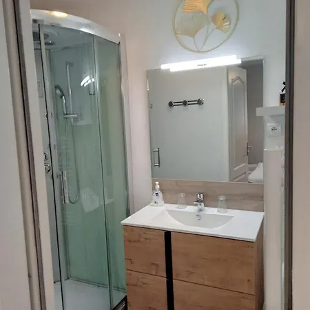 La Salicorne Bed & Breakfast Pendé