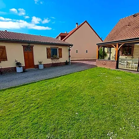 La Salicorne Bed & Breakfast Pendé